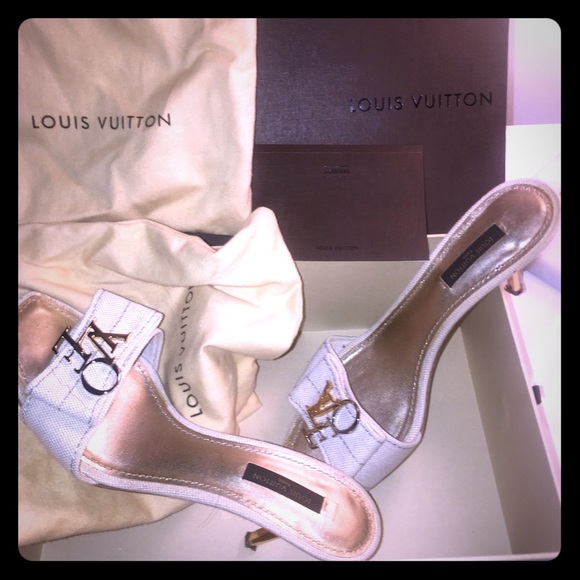 Louis Vuitton Shoes - Picture 1 of 2